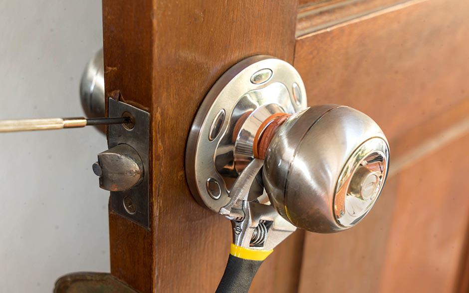 express serrurier prix changement serrure Houilles
